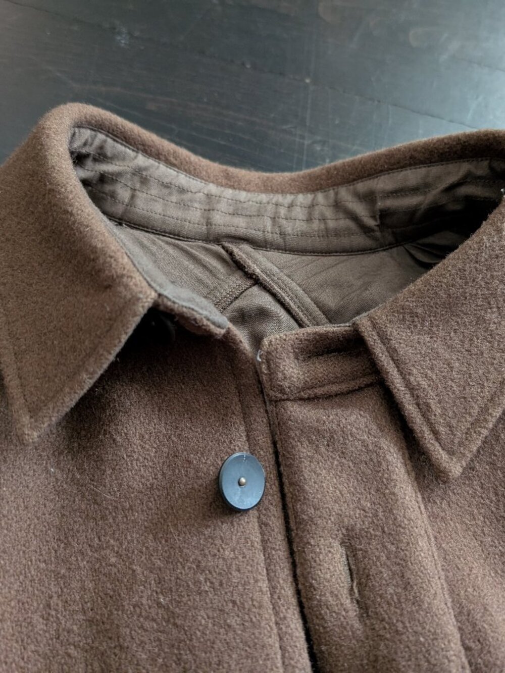 Postalco Free Arm Button Jacket 01 Solid Wool View 2